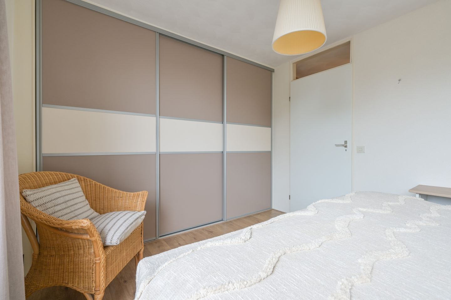 Photo 14 of Anna van Gelrestraat 16