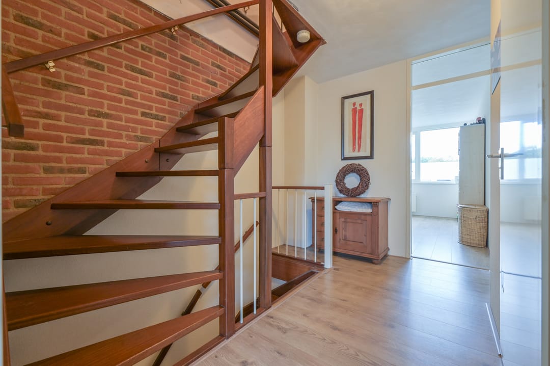 Photo 22 of Anna van Gelrestraat 16