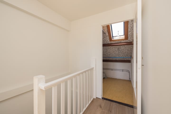 Photo 38 of Narcissenlaan 34