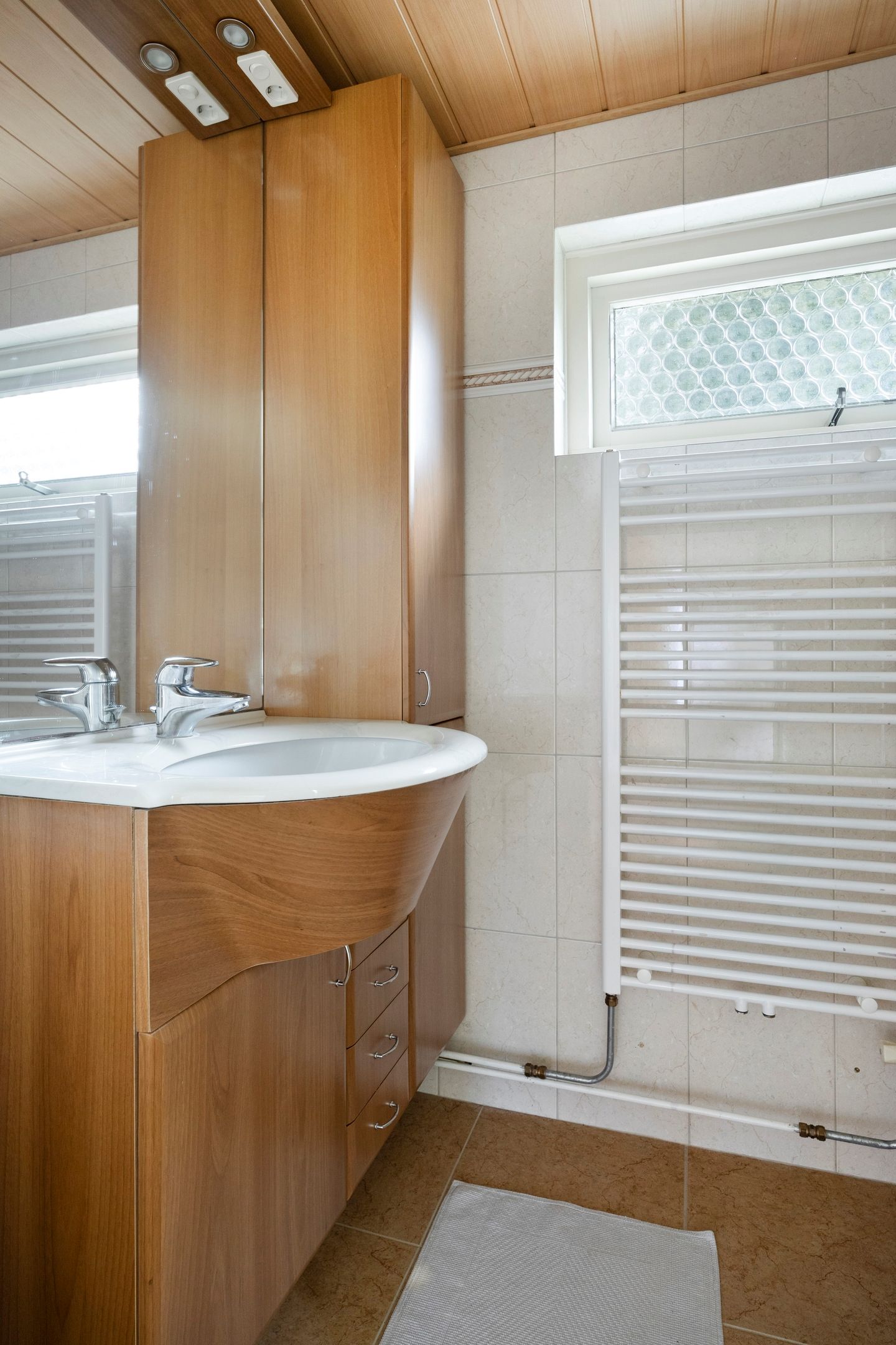 Foto 24 van Burgemeester Ottenhoffstraat 37