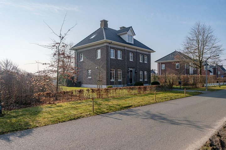 Foto 7 van Cantharel 13