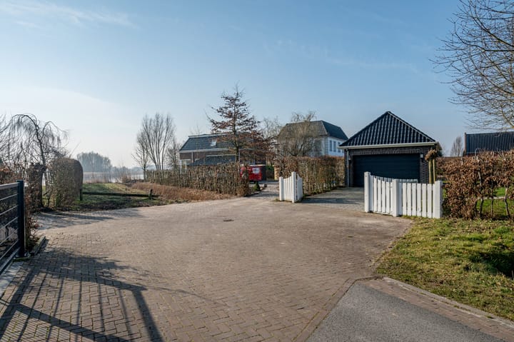 Foto 64 van Cantharel 13