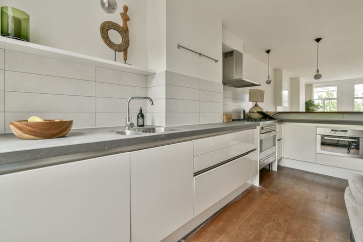 Photo 6 of Jacob van Lennepstraat 6-3