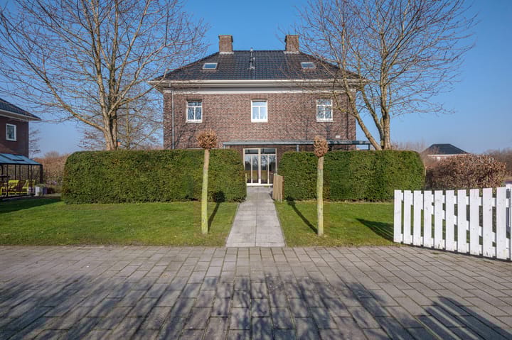 Foto 74 van Cantharel 13