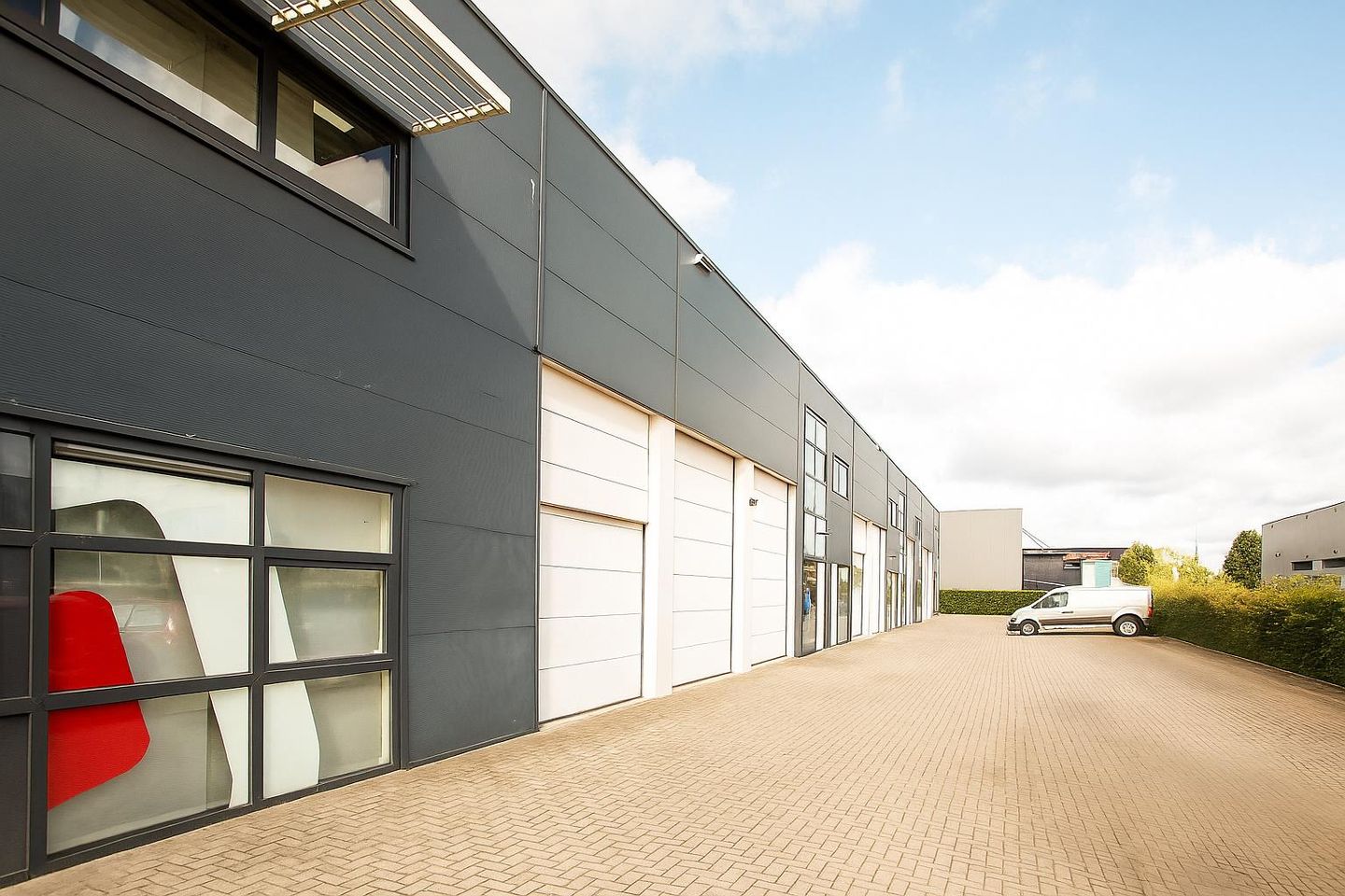 View photo 1 of Laan van de Maagd 127