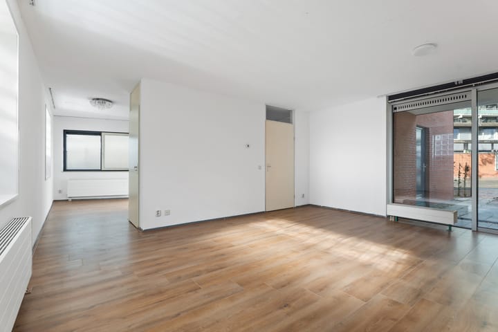 Photo 7 of Humberto Delgadoplein 25