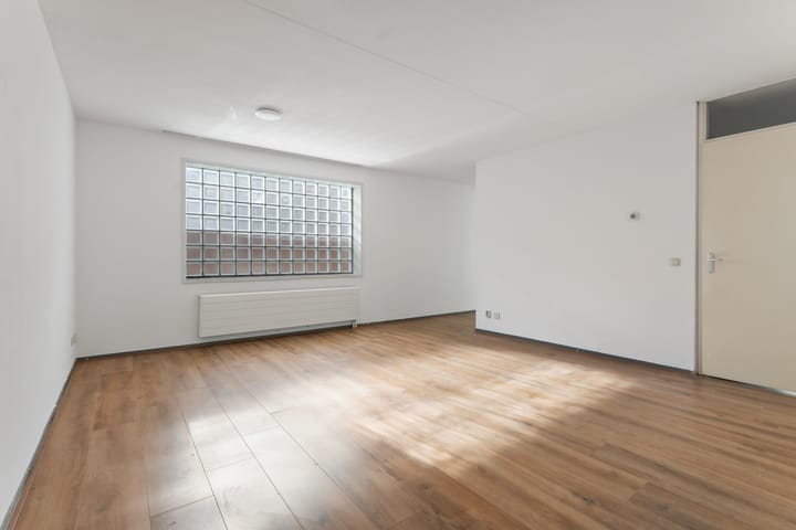 Photo 9 of Humberto Delgadoplein 25