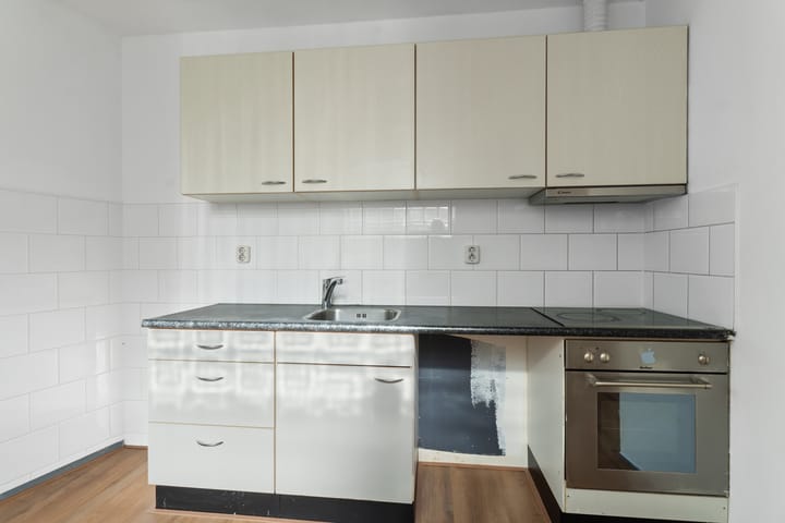 Photo 15 of Humberto Delgadoplein 25