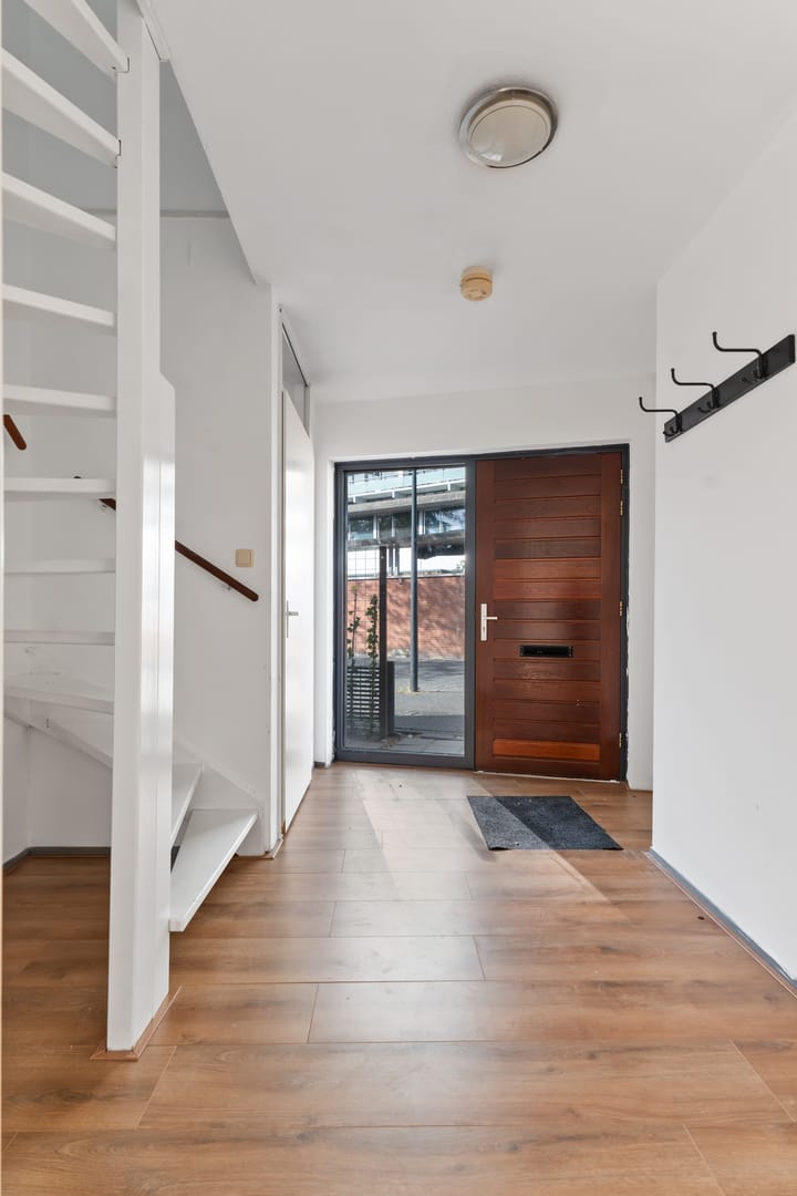 Photo 19 of Humberto Delgadoplein 25