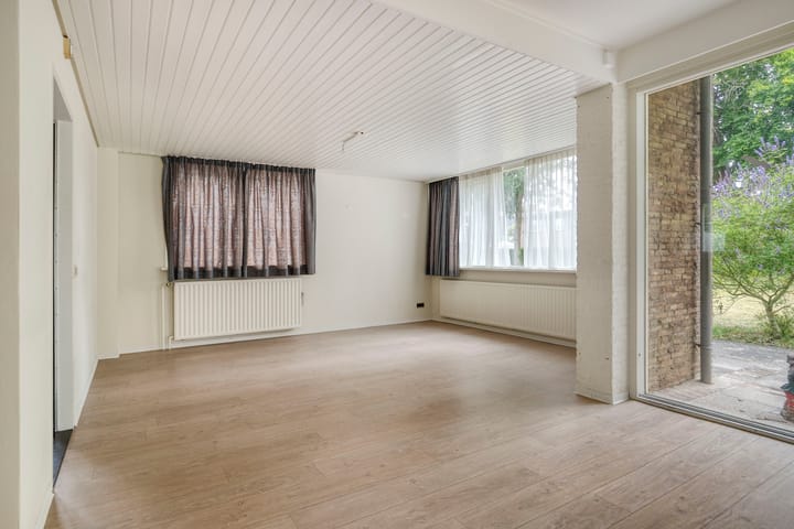 Foto 12 van Nassaustraat 10