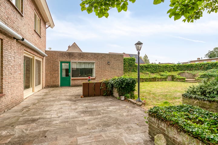 Foto 38 van Nassaustraat 12