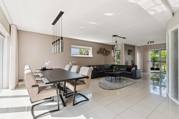 Foto 14 van Karmijnstraat 16