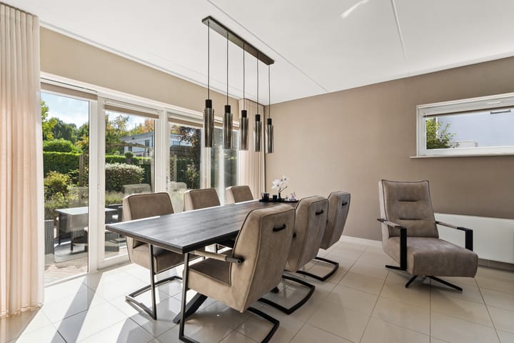 Foto 15 van Karmijnstraat 16