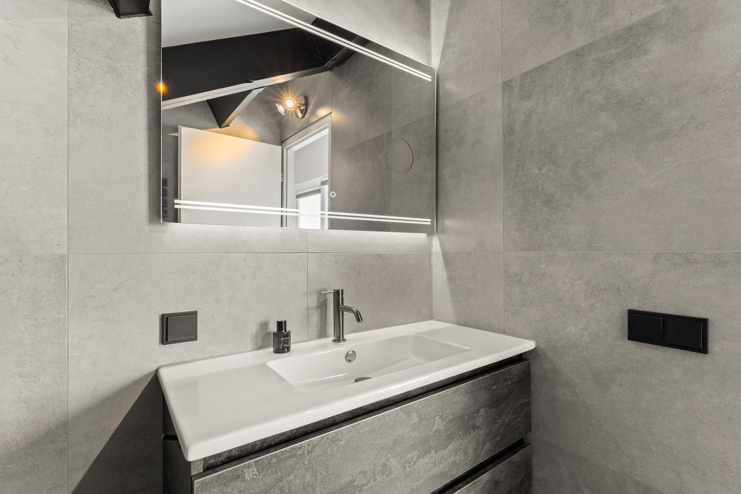 Foto 50 van Karmijnstraat 16