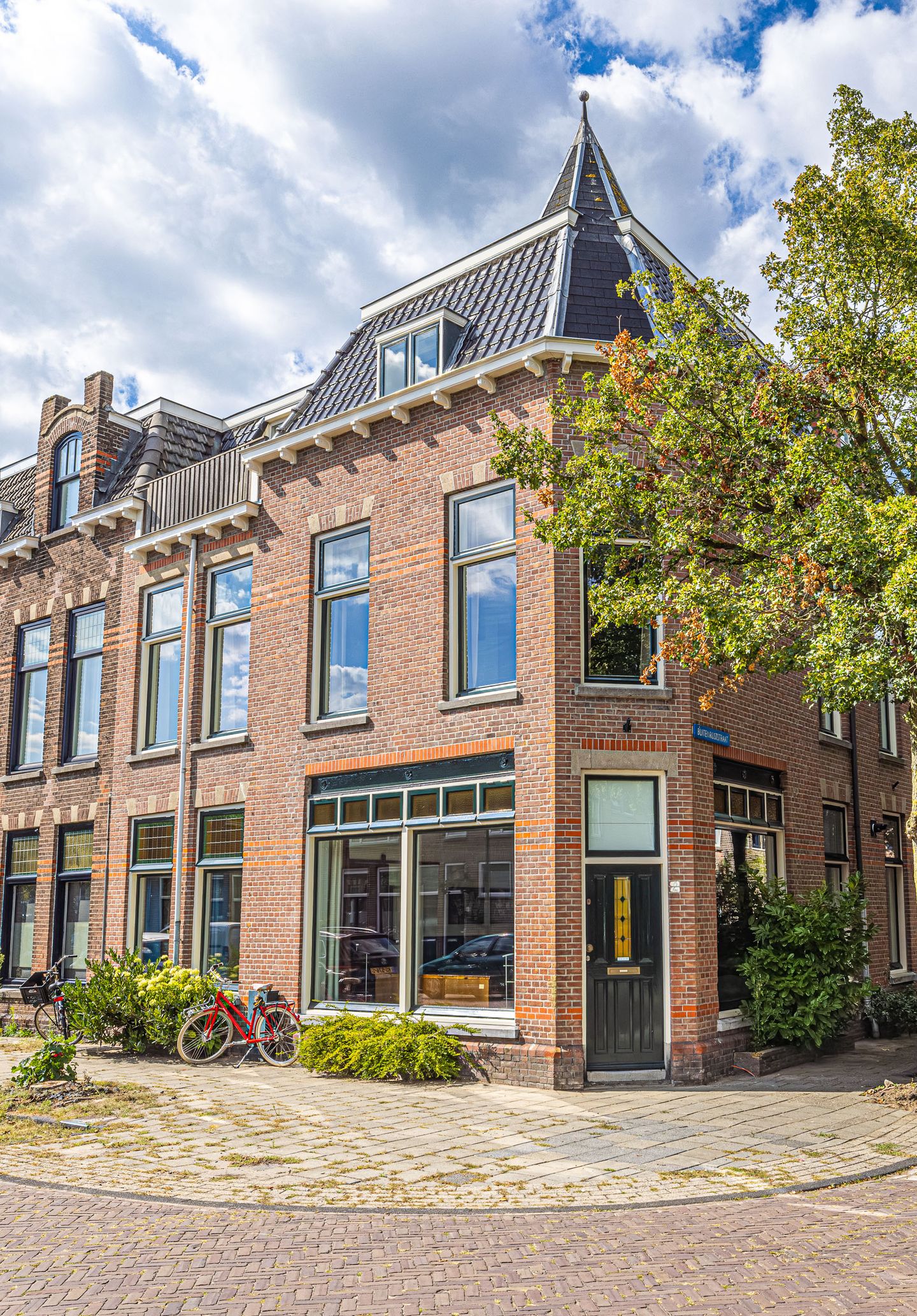 Foto 5 van Buitenruststraat 2