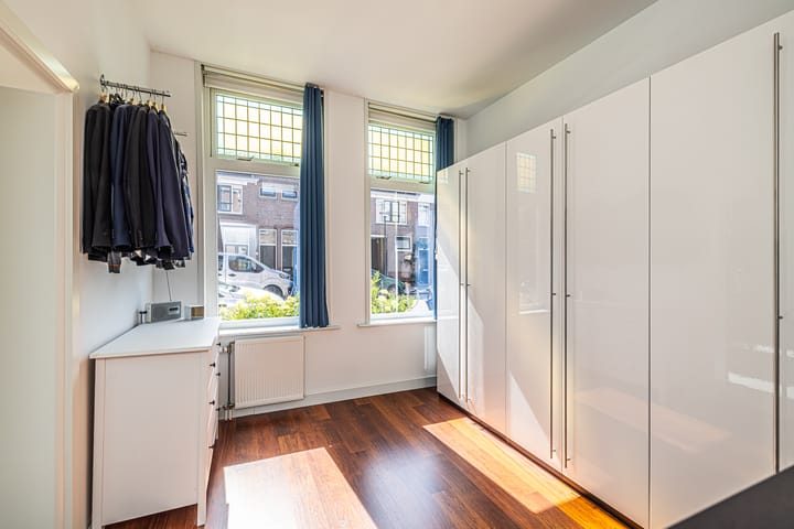 Photo 14 of Buitenruststraat 2