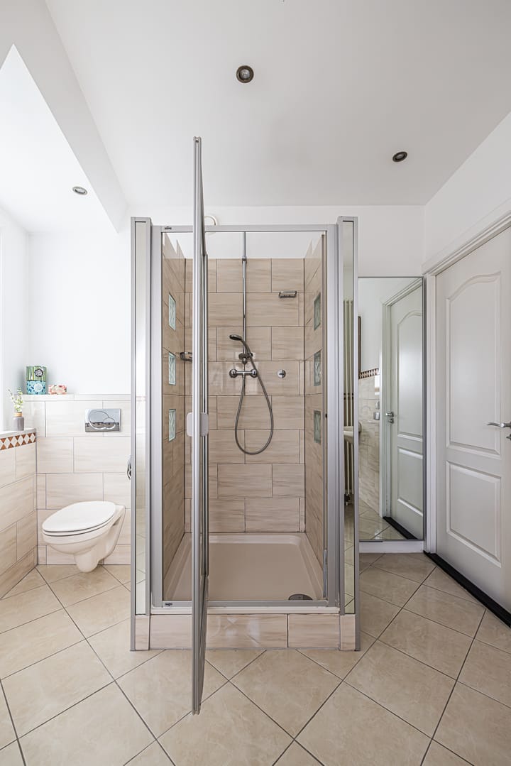 Photo 47 of Buitenruststraat 2