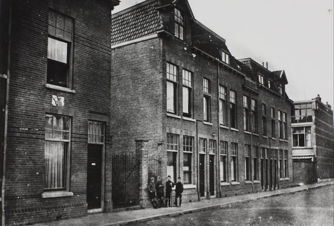 Foto 77 van Buitenruststraat 2