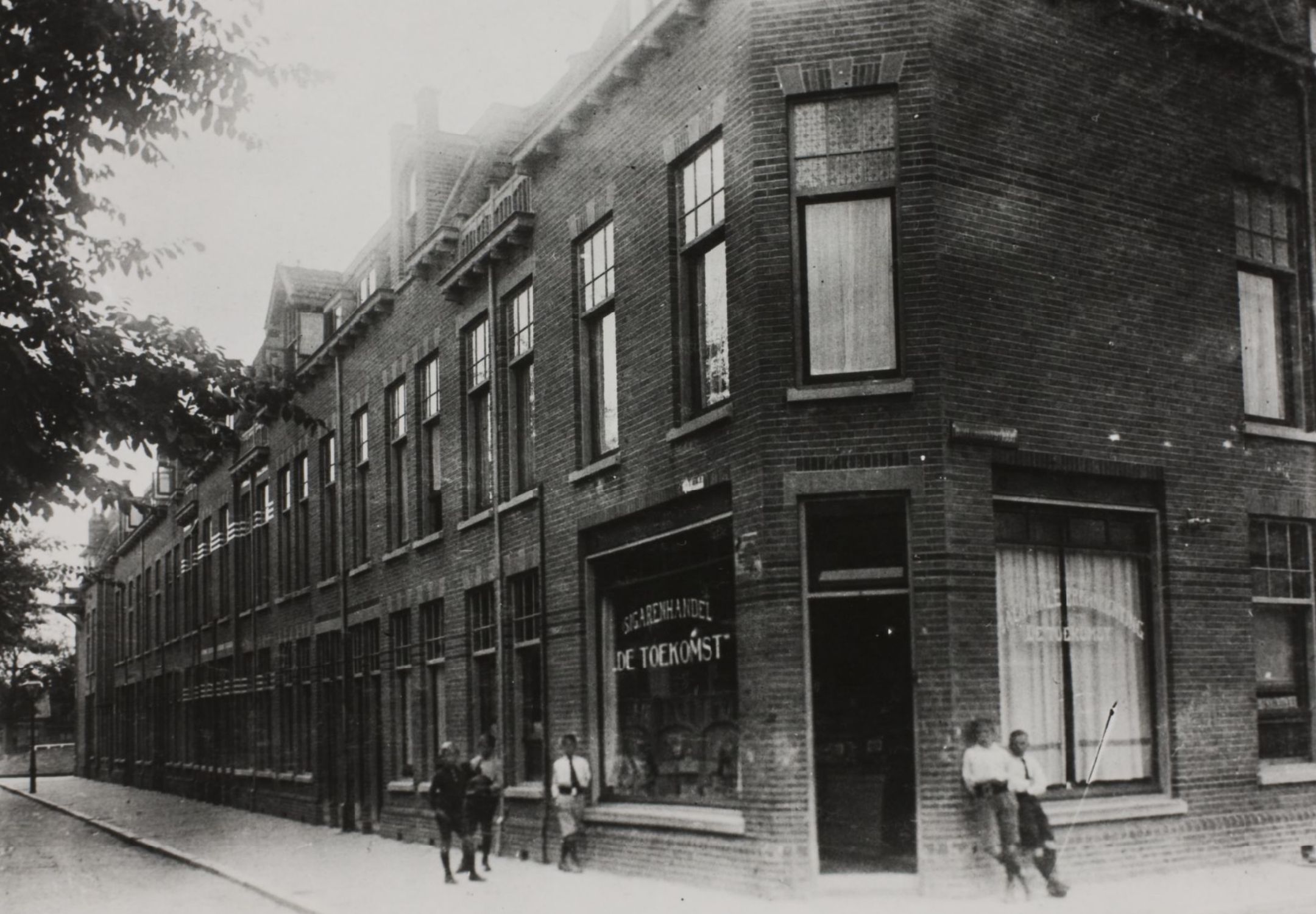 Foto 78 van Buitenruststraat 2