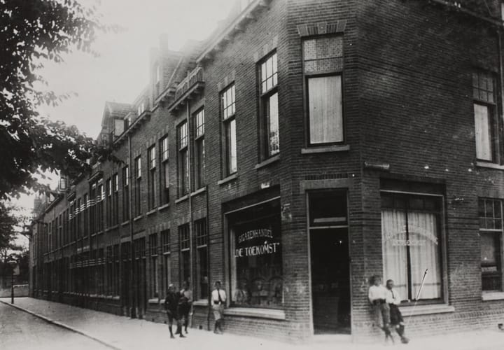 Photo 78 of Buitenruststraat 2