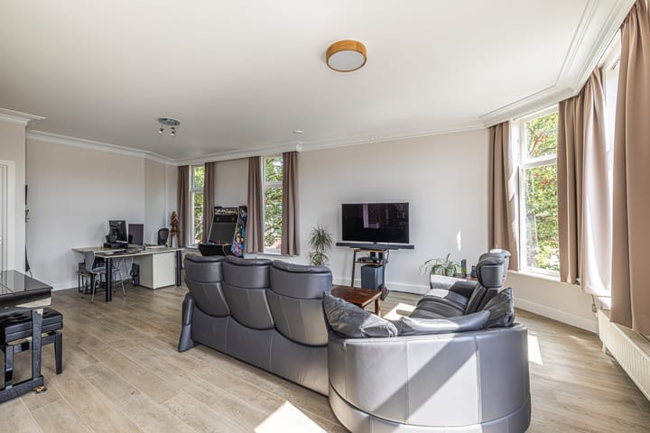 Photo 27 of Buitenruststraat 2