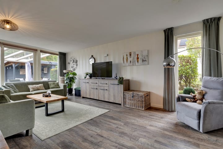 Foto 11 van Bloemwilg 2