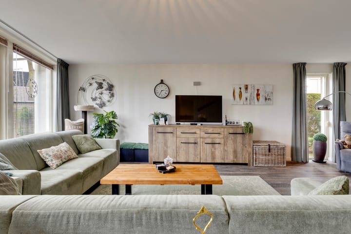 Foto 13 van Bloemwilg 2