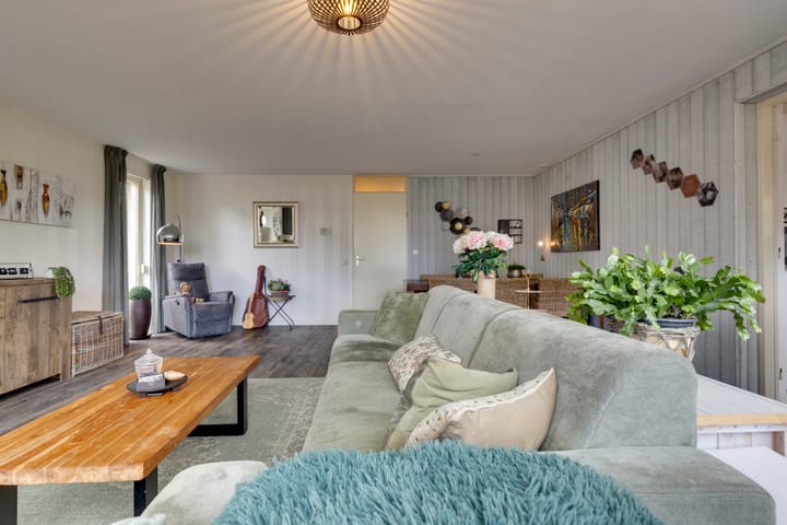 Foto 15 van Bloemwilg 2