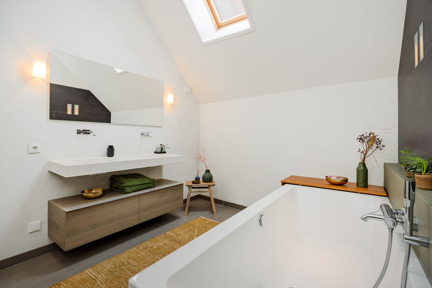 Photo 44 of Liesdaalweg 1