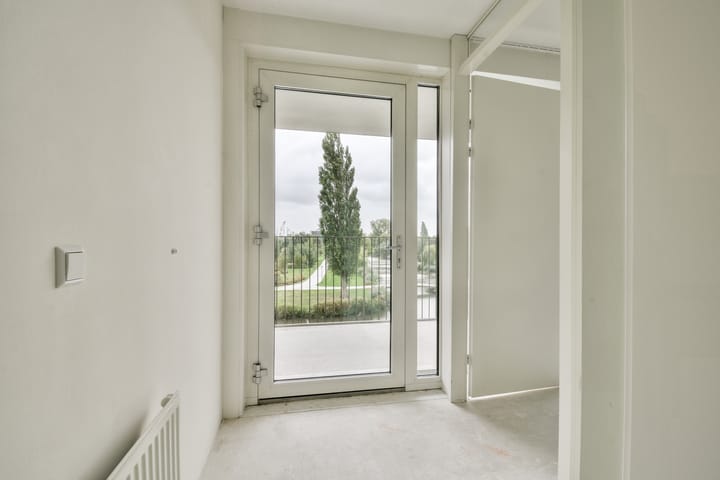 Foto 8 van van Maanenstraat 84