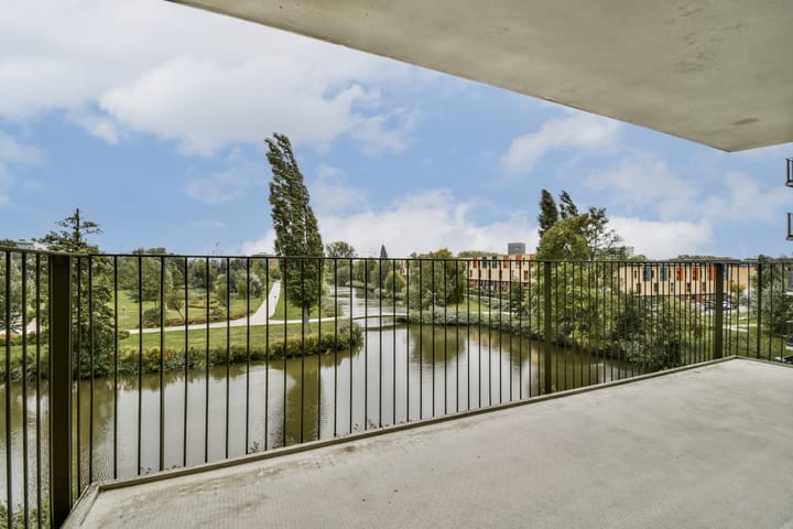 Foto 17 van van Maanenstraat 84