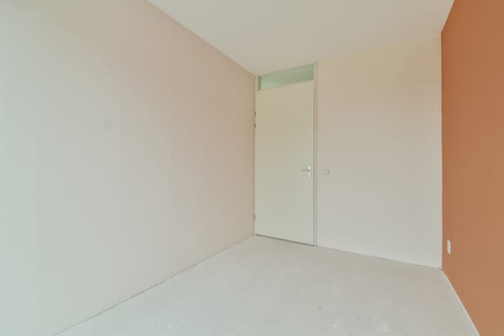 Foto 23 van van Maanenstraat 84