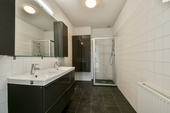 Foto 24 van van Maanenstraat 84