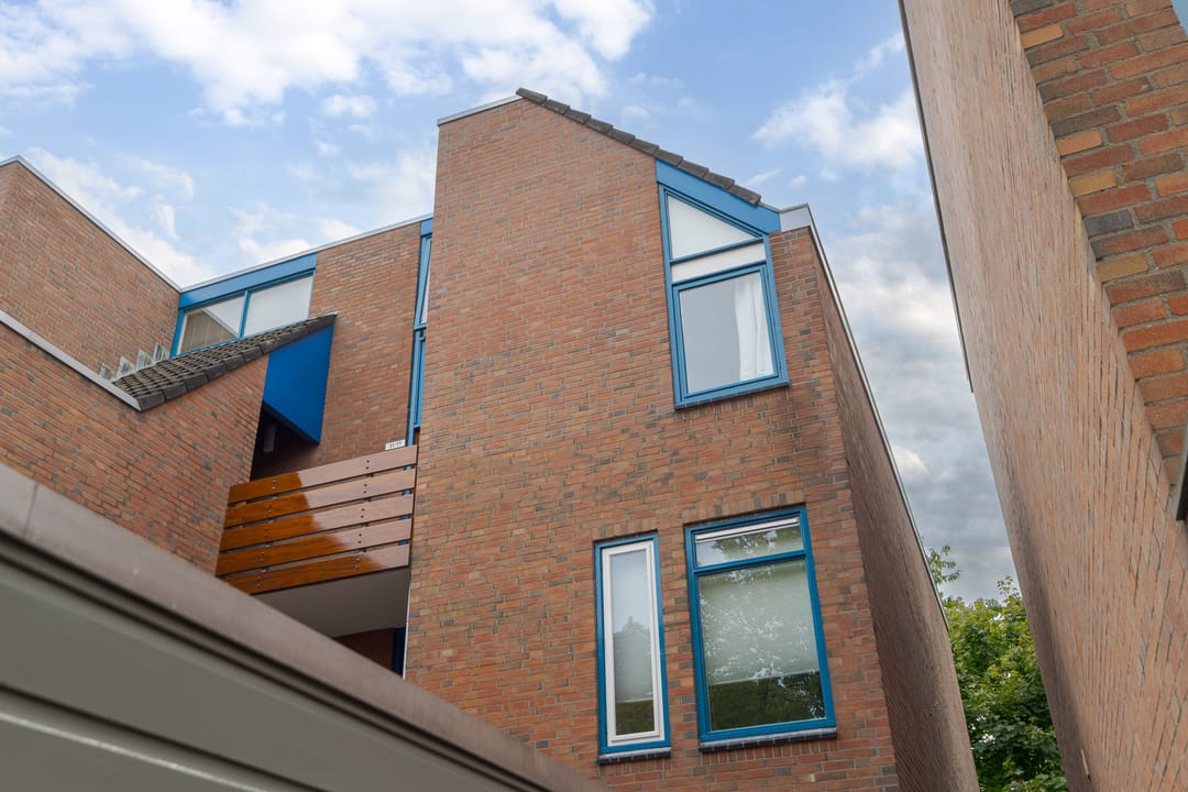 Foto 7 van Petrus Campersingel 31-17