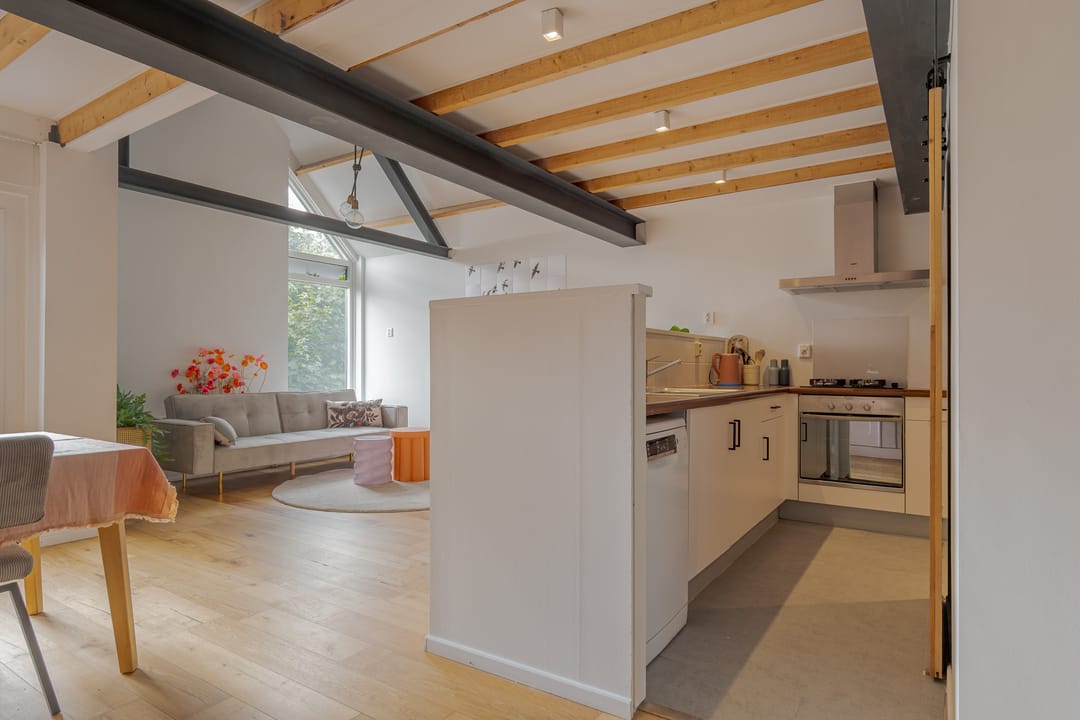 Foto 16 van Petrus Campersingel 31-17