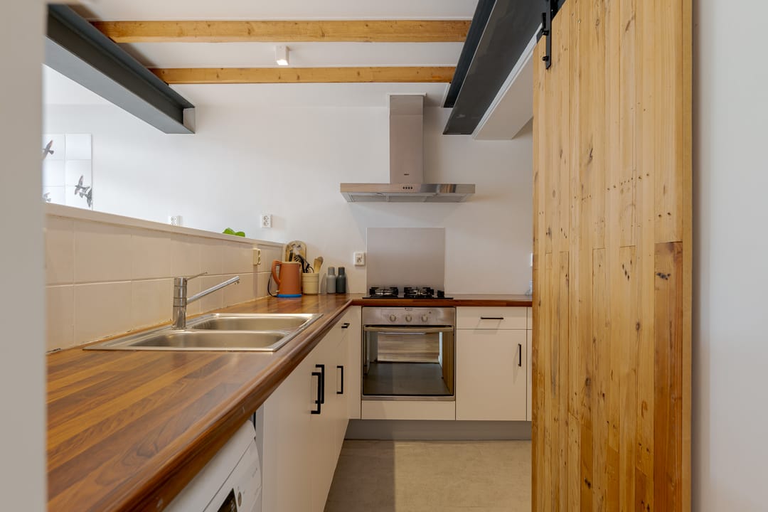 Foto 2 van Petrus Campersingel 31-17