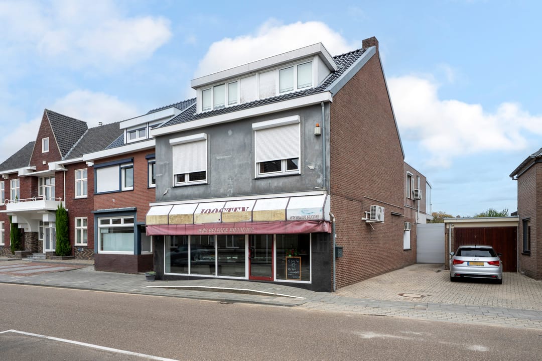 Photo 1 of Dorpstraat 57