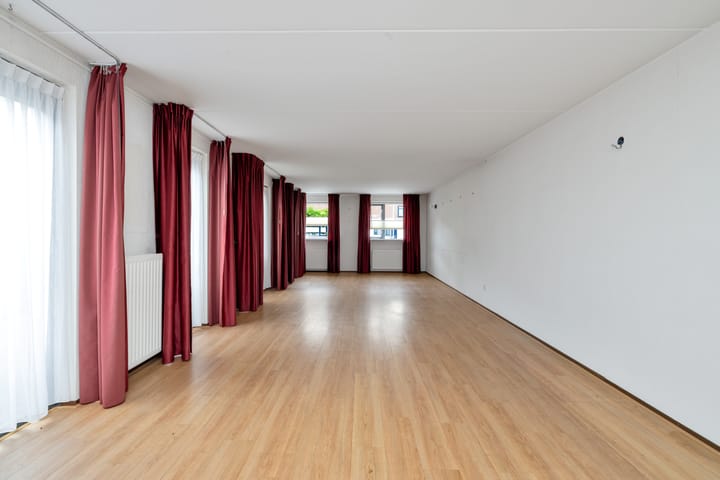 Photo 12 of Puccinistraat 6