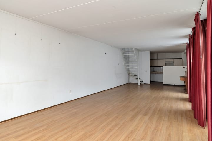 Photo 18 of Puccinistraat 6