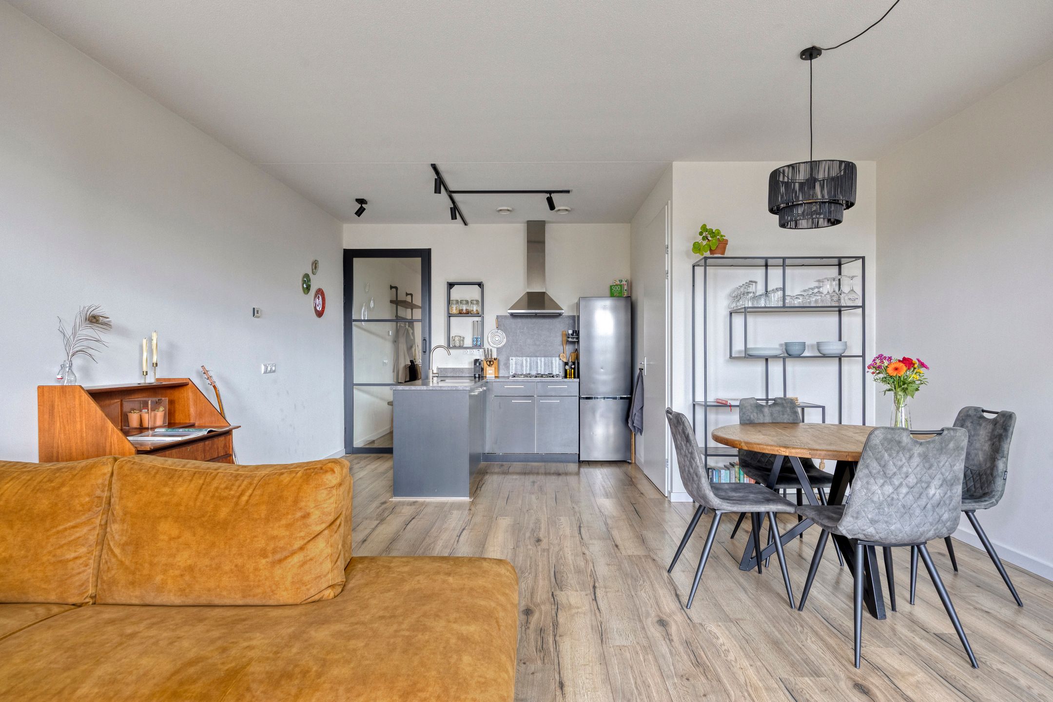 Photo 6 of Galjoenstraat 28-12