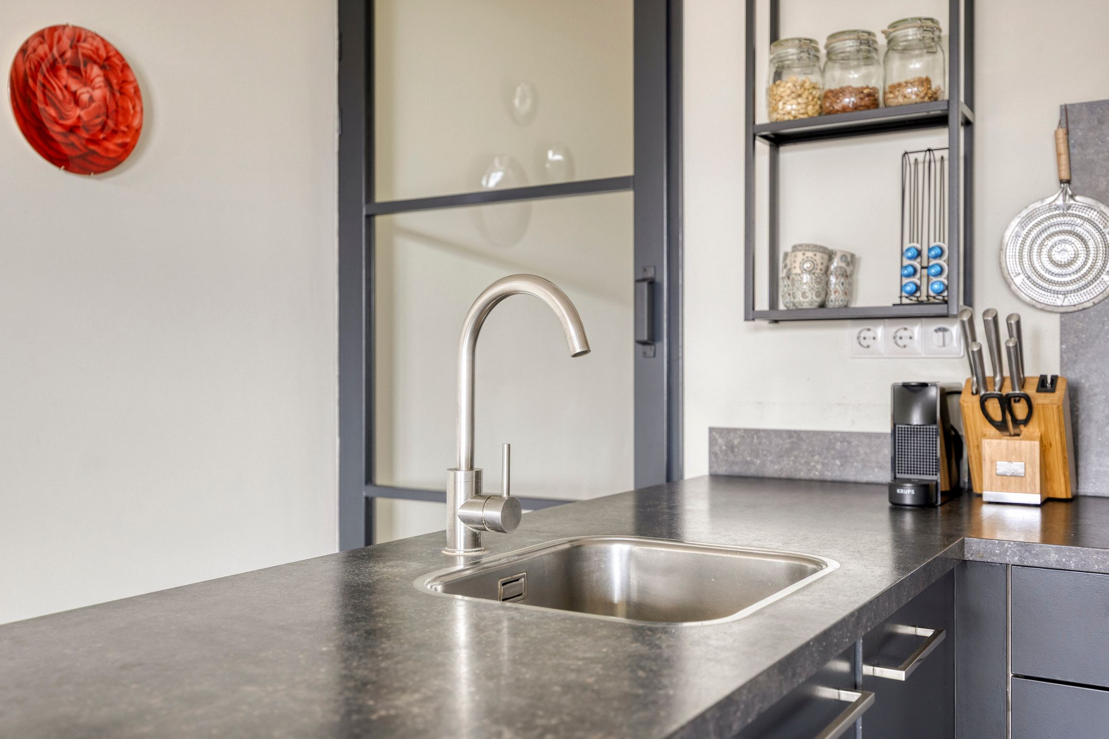 Photo 12 of Galjoenstraat 28-12