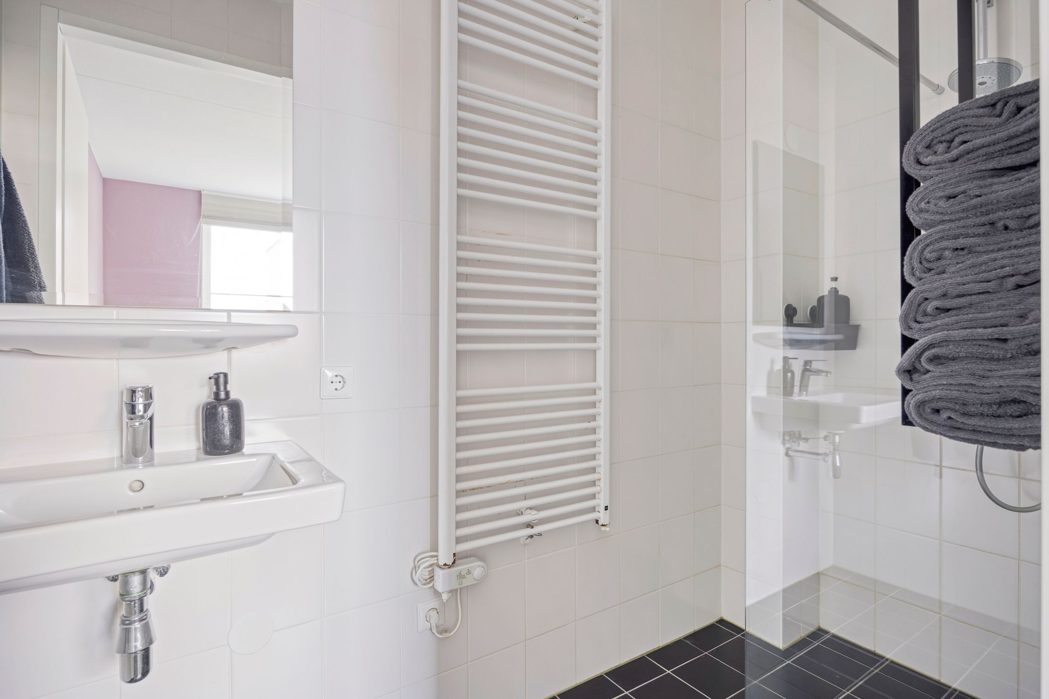 Photo 18 of Galjoenstraat 28-12