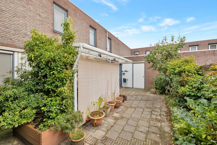 Photo 40 of Puccinistraat 6