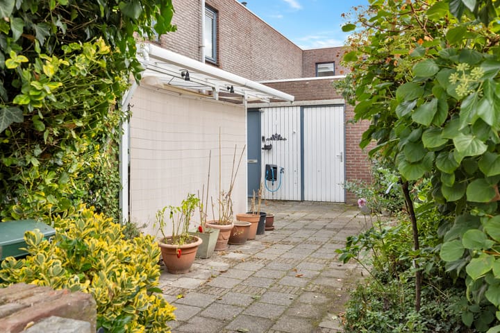 Photo 41 of Puccinistraat 6