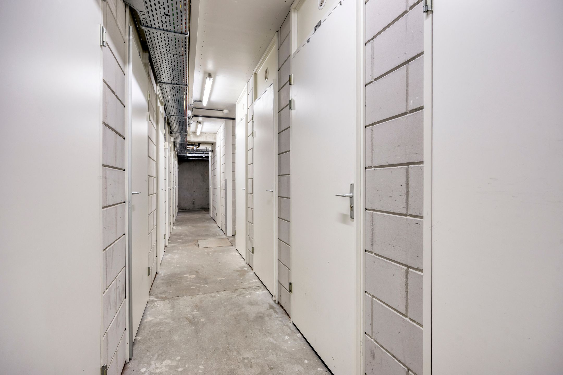 Photo 27 of Galjoenstraat 28-12