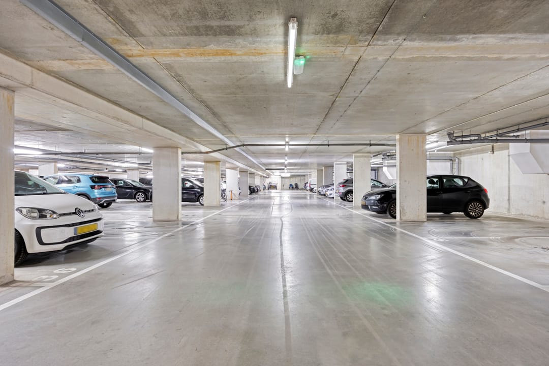 Photo 28 of Galjoenstraat 28-12