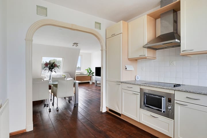 Photo 9 of Kopspoor 99