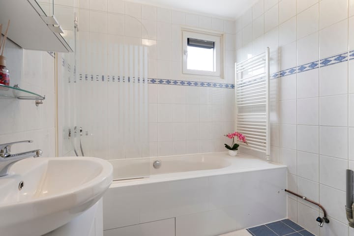 Photo 13 of Kopspoor 99