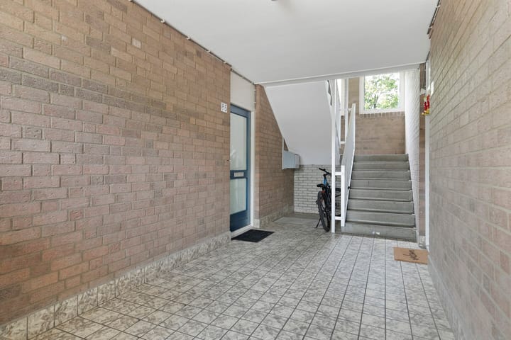 Photo 28 of Kopspoor 99