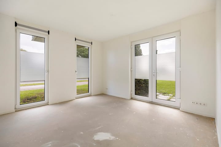 Foto 9 van Rentambt 6